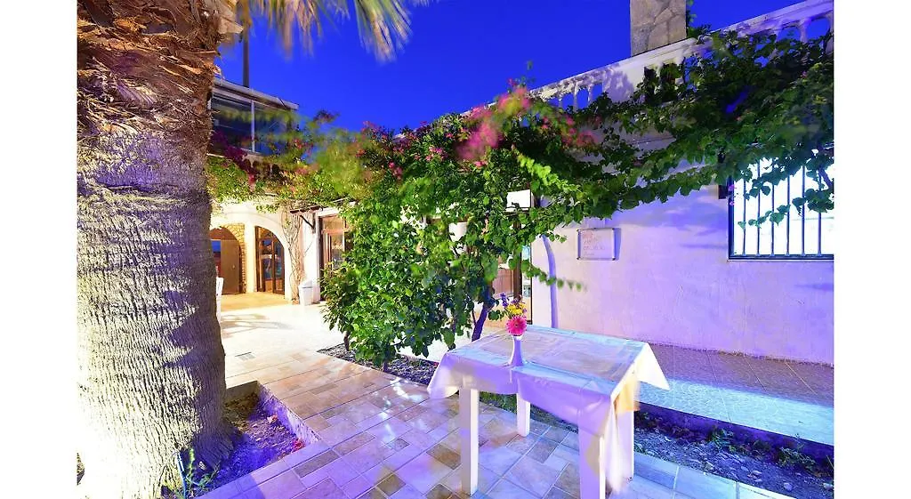 Yalim Hotel Golturkbuku