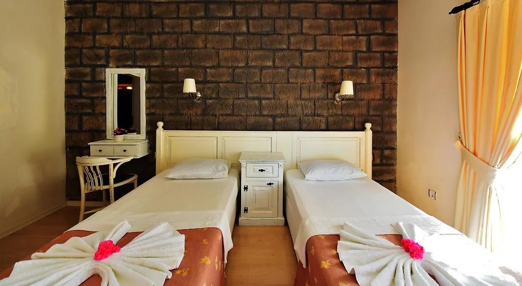Yalim Hotel Golturkbuku