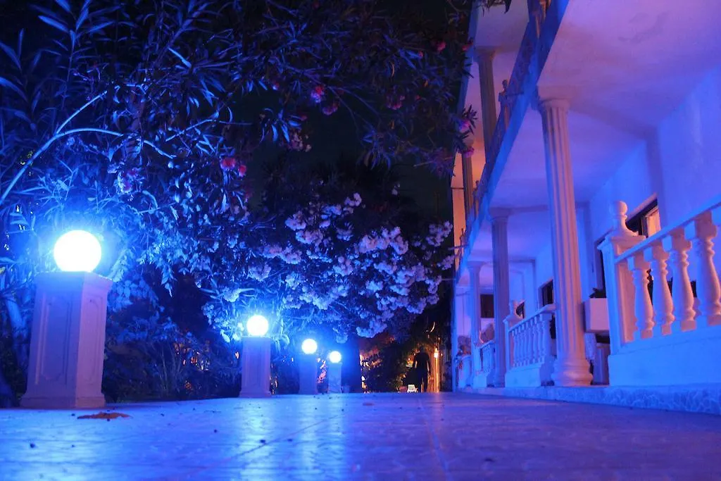 Yalim Hotel Golturkbuku